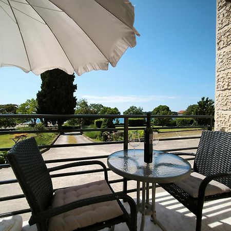 Rooms And Apartment Matika Rovinj Bagian luar foto