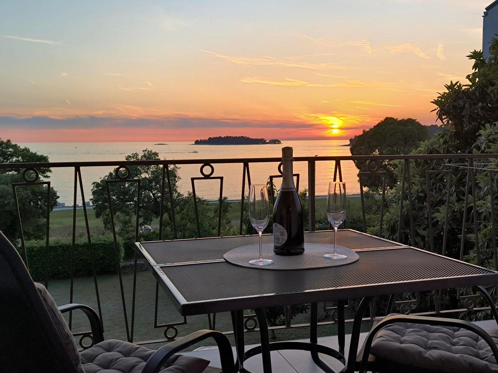 Rooms And Apartment Matika Rovinj Bagian luar foto