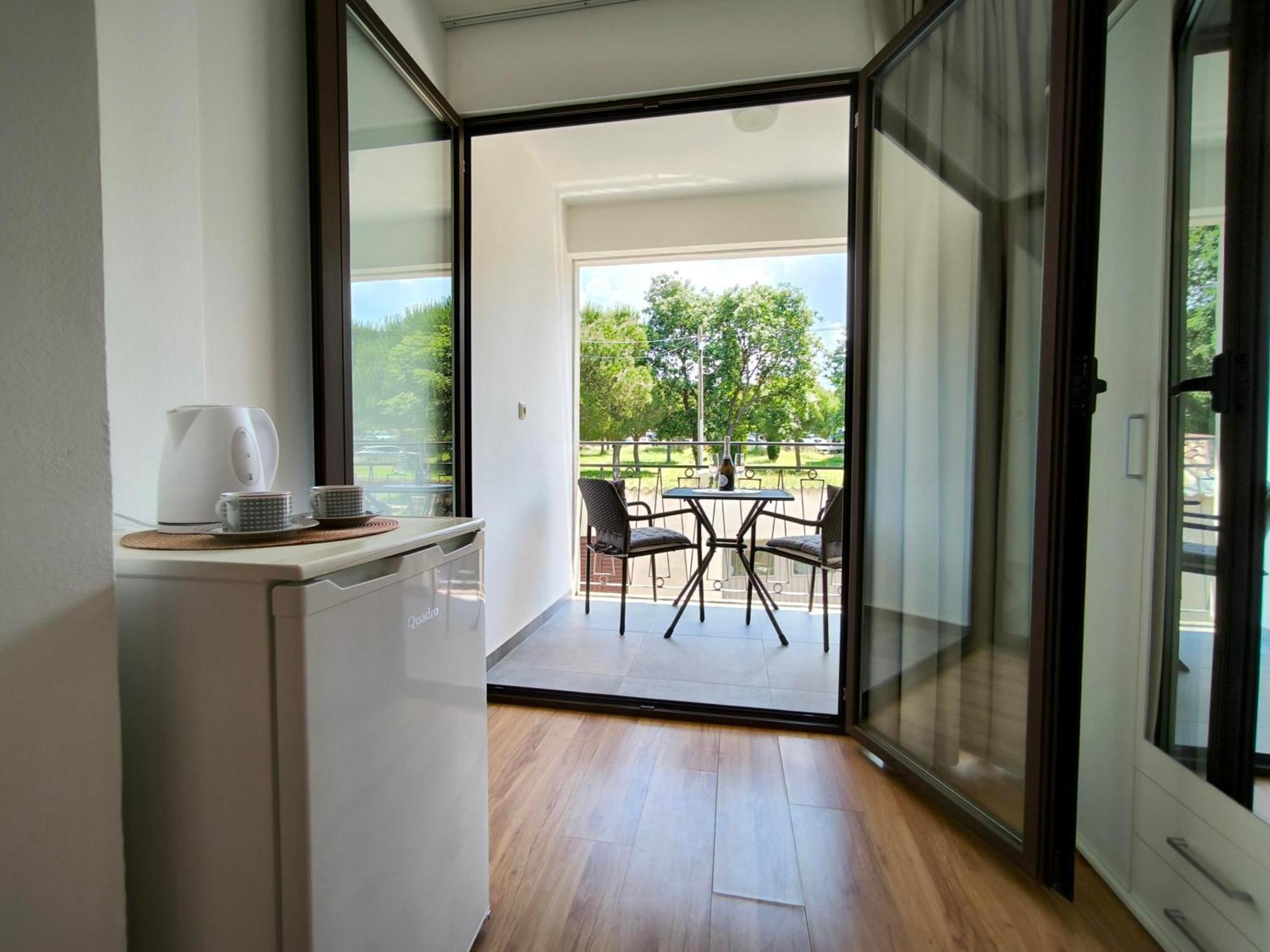 Rooms And Apartment Matika Rovinj Bagian luar foto