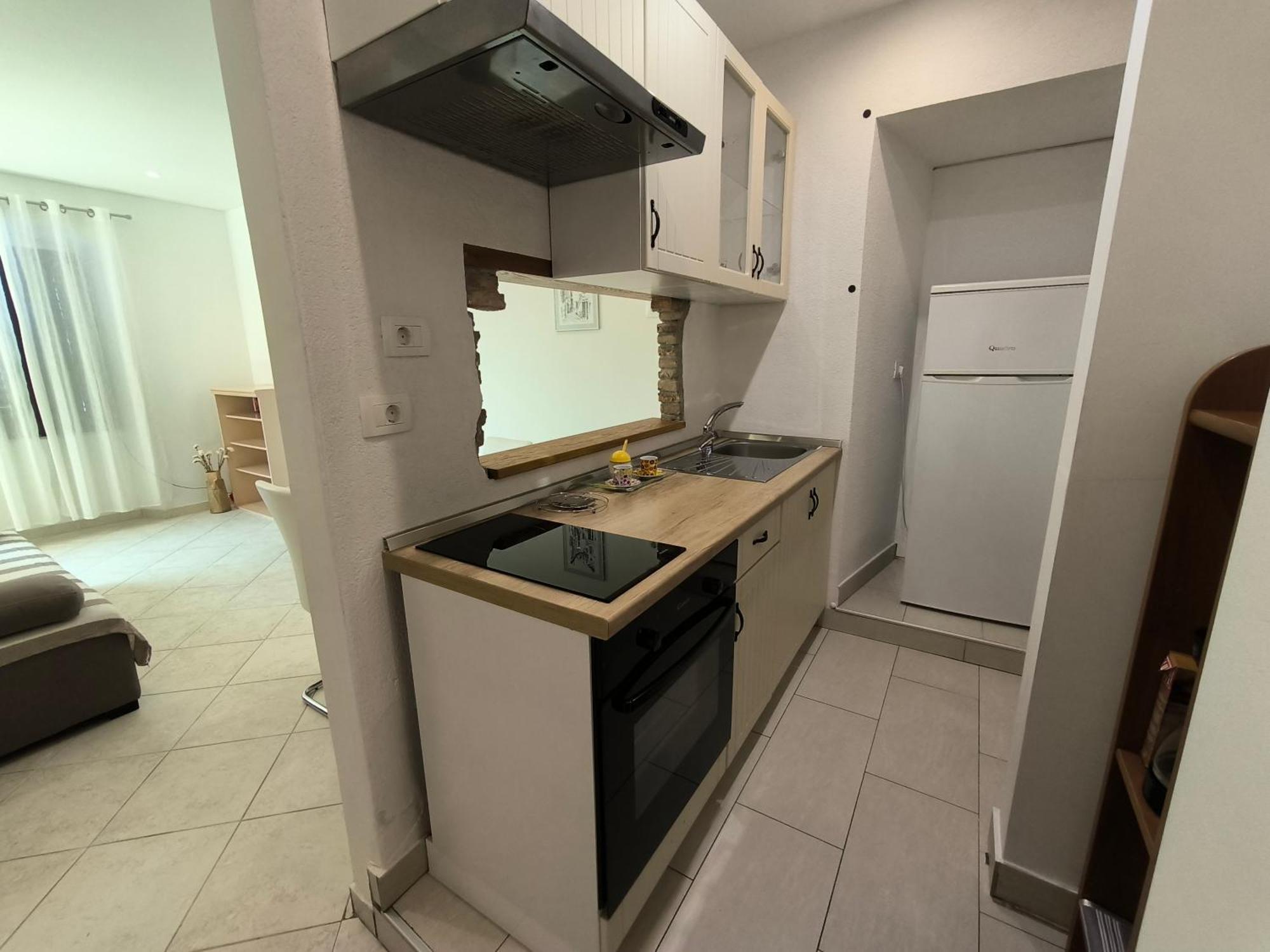 Rooms And Apartment Matika Rovinj Bagian luar foto