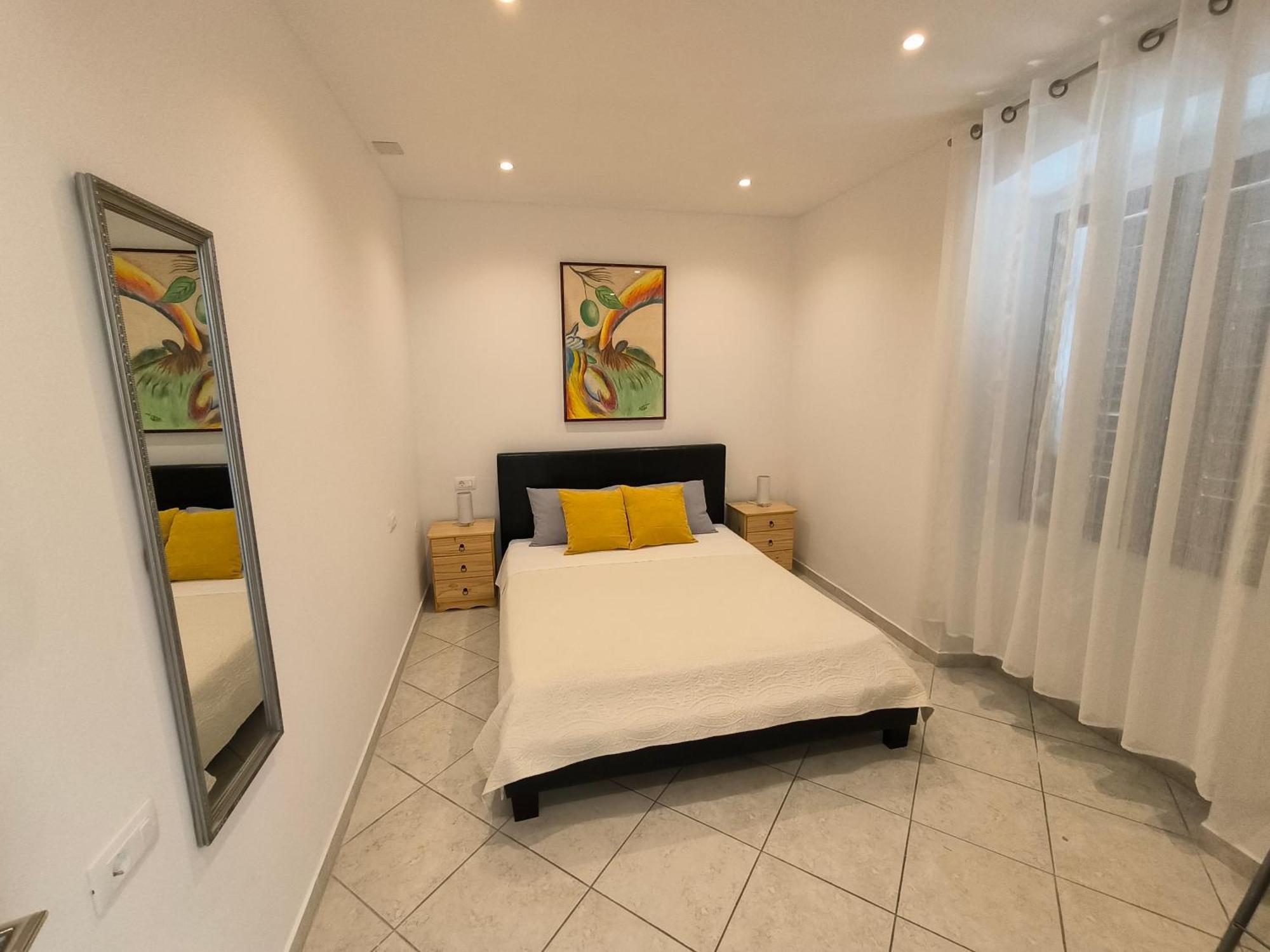 Rooms And Apartment Matika Rovinj Bagian luar foto