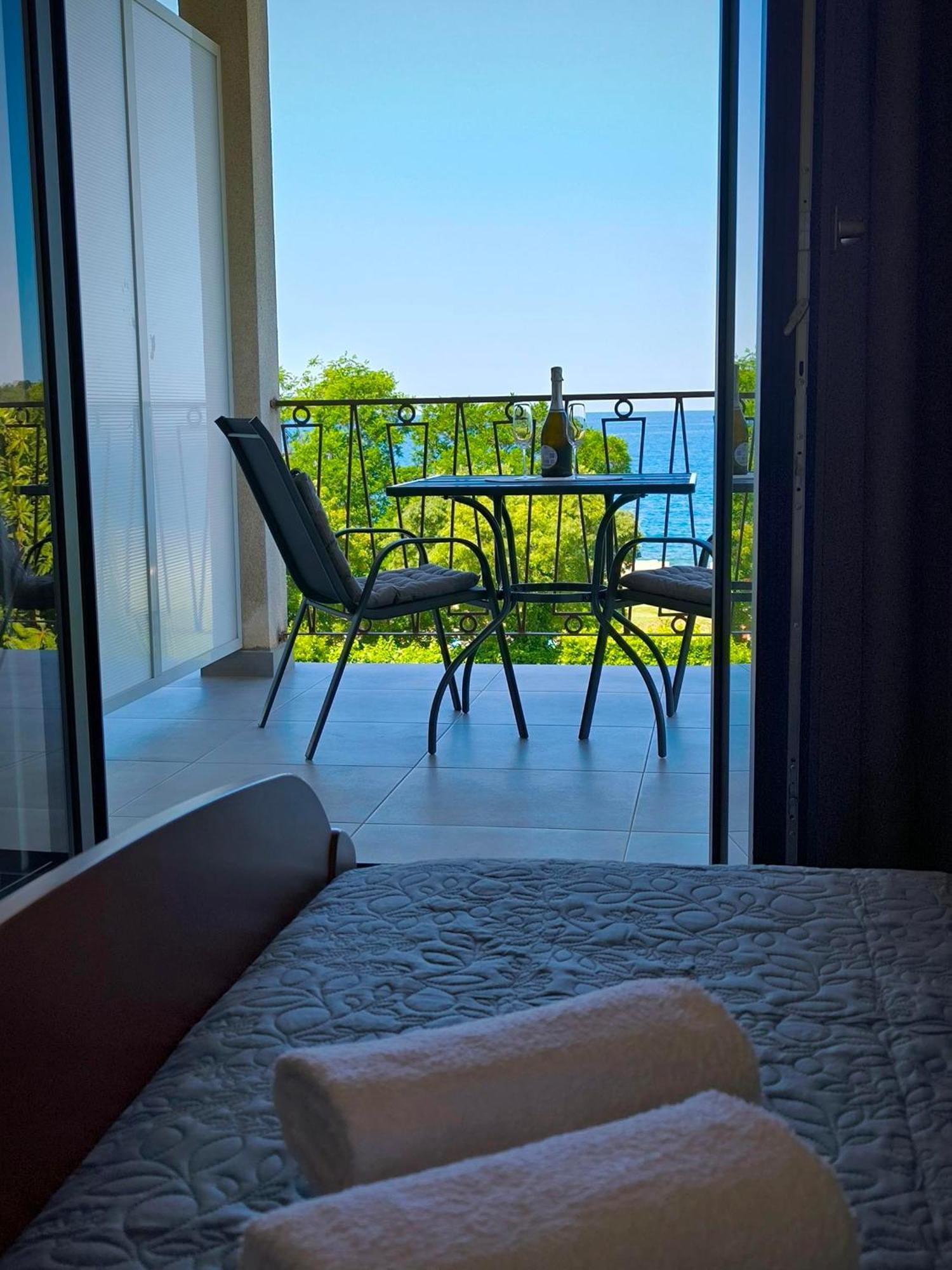 Rooms And Apartment Matika Rovinj Bagian luar foto
