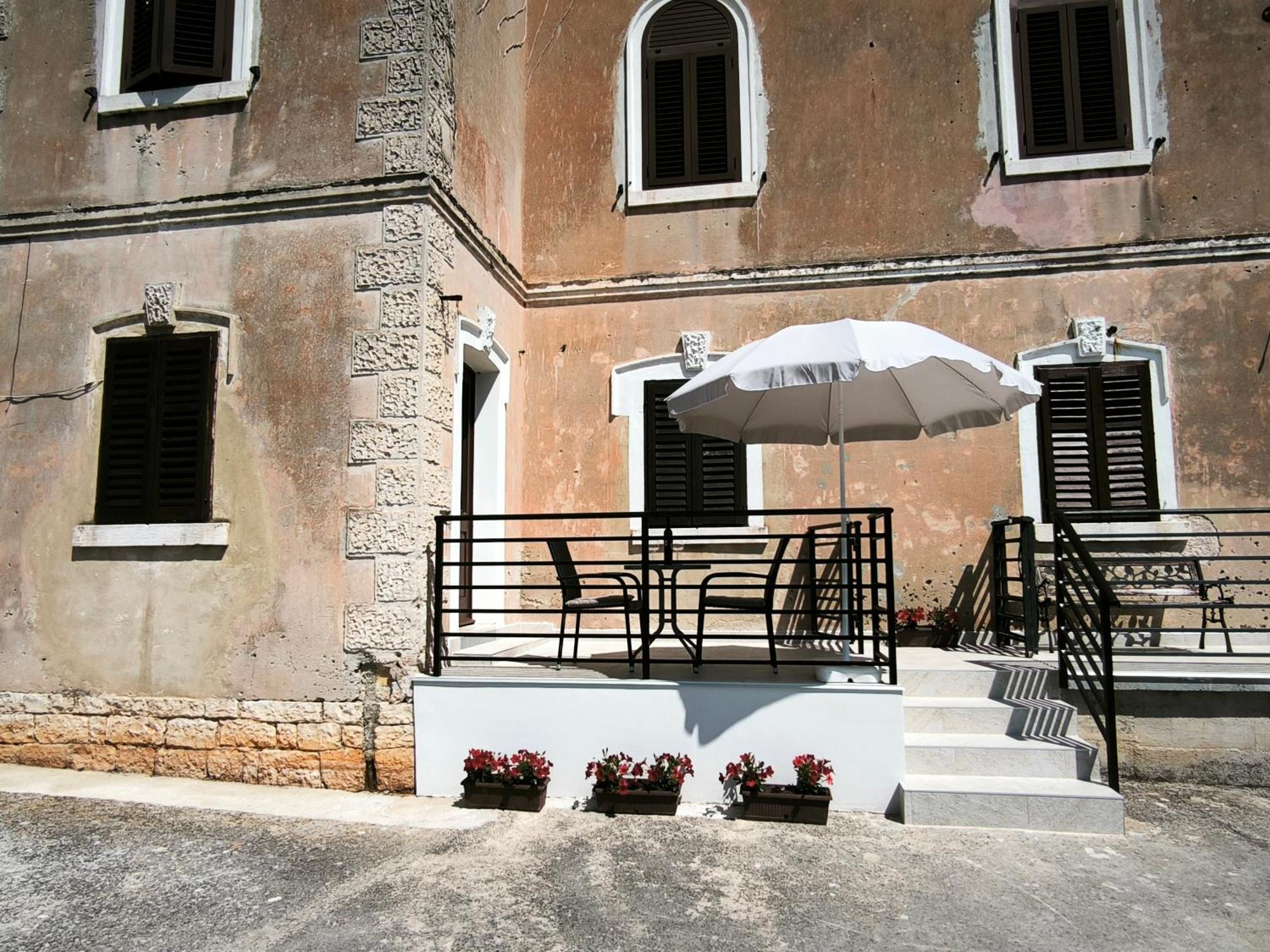 Rooms And Apartment Matika Rovinj Bagian luar foto